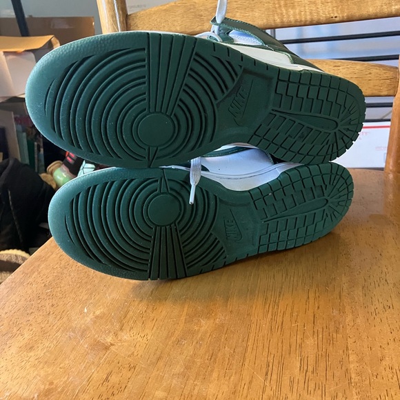 Nike Dunk High “Australia” - Picture 6 of 6